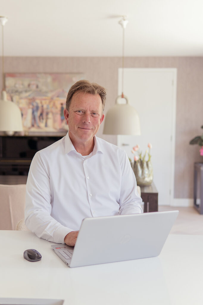 Portret van Bart Aarendonk makelaar in IJsselstein