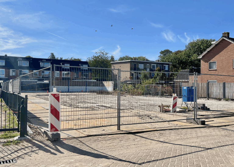 Het lege oppervlak waar de bouw op gaat plaats vinden